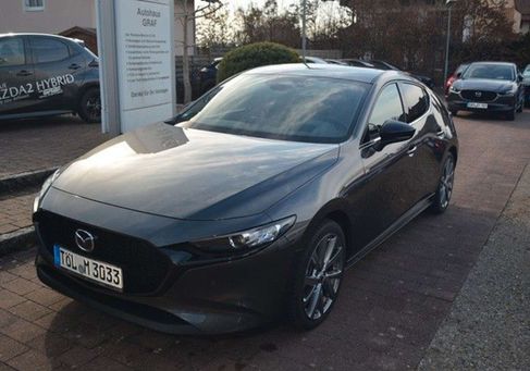 Mazda 3, 2025