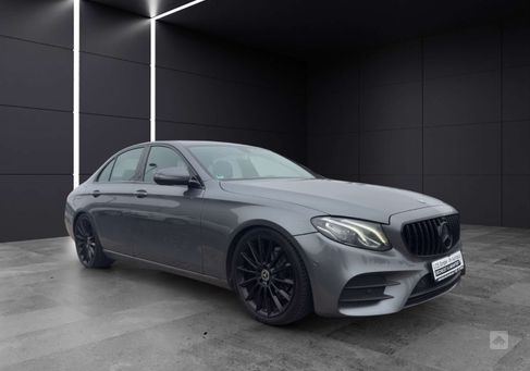 Mercedes-Benz E 200, 2018