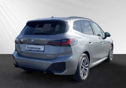 BMW 220, 2025 3