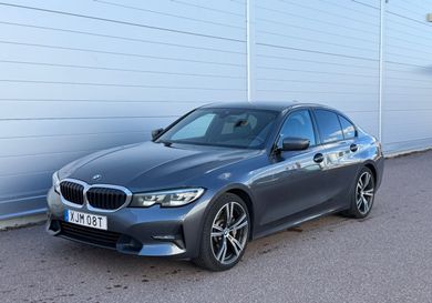 BMW 330, 2019