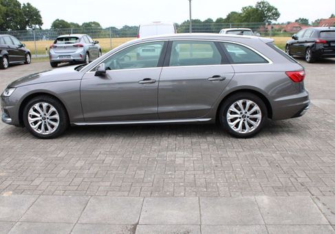 Audi A4, 2021