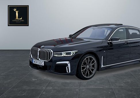 BMW 740, 2022