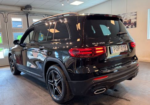 Mercedes-Benz GLB 250, 2024