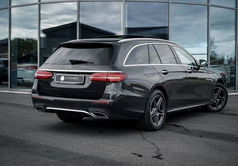 Mercedes-Benz E 300, 2021 2