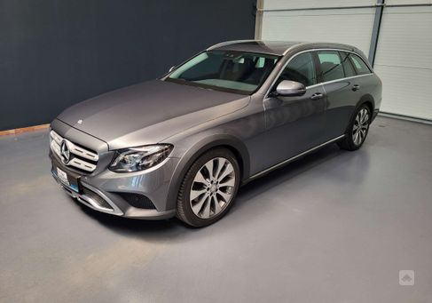 Mercedes-Benz E 220, 2017