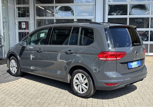 Volkswagen Touran, 2023 2