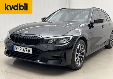 BMW 330, 2022