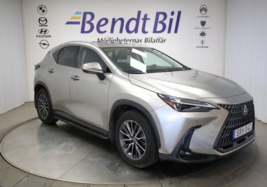 Lexus NX, 2023