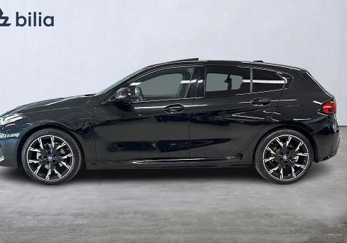 BMW 120, 2026 3