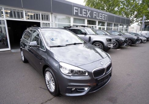 BMW 216, 2018