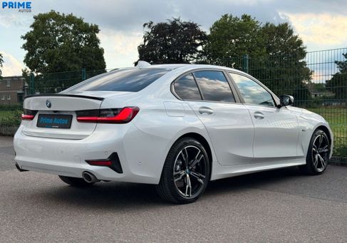BMW 320, 2022
