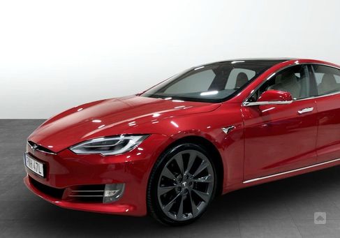 Tesla Model S, 2021