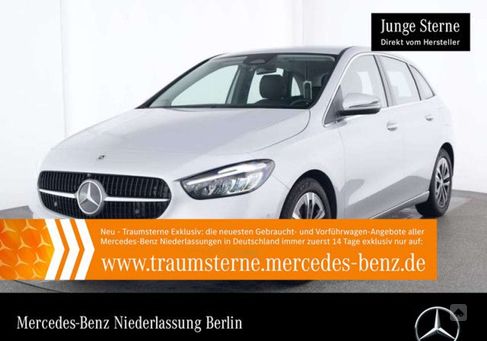 Mercedes-Benz B 180, 2023