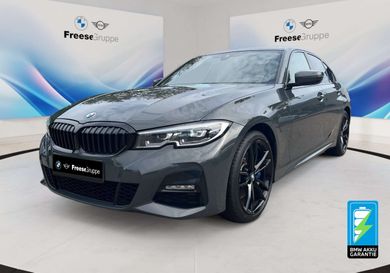 BMW 330, 2020