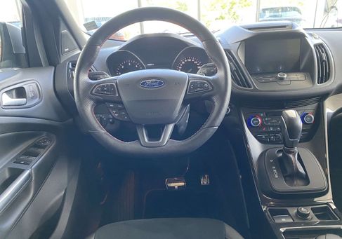 Ford Kuga, 2019