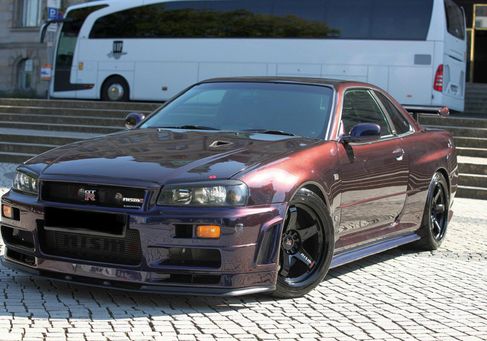 Nissan Skyline, 2000