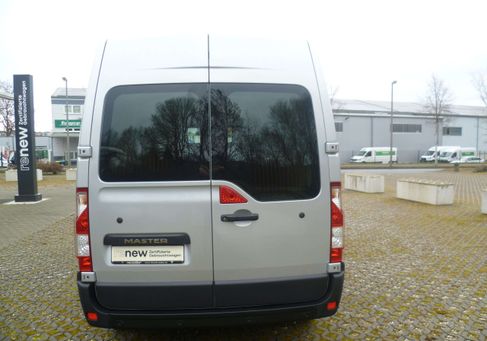 Renault Master, 2023