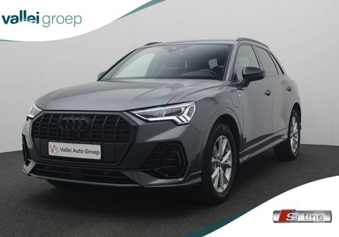 Audi Q3, 2021