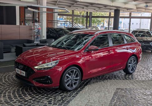 Hyundai i30, 2023 3