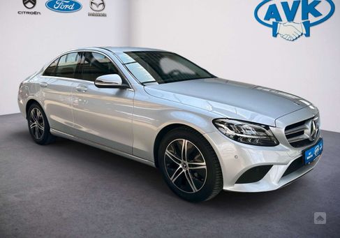 Mercedes-Benz C 180, 2020