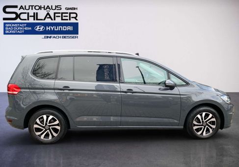 Volkswagen Touran, 2022