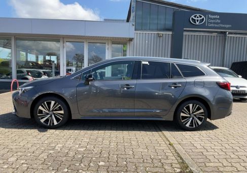 Toyota Corolla, 2025 3