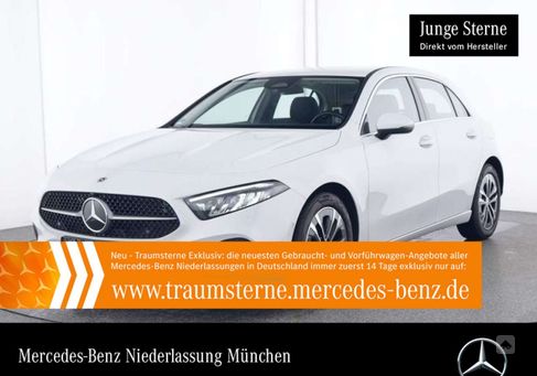 Mercedes-Benz A 180, 2023