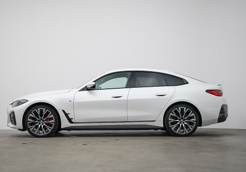 BMW i4, 2024