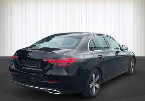 Mercedes-Benz C 300, 2022