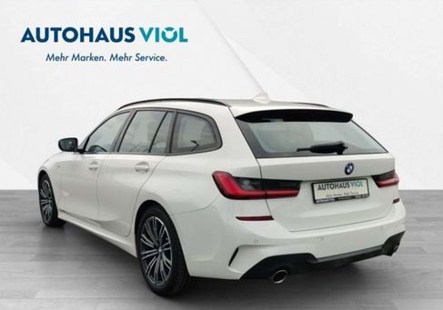 BMW 330, 2019