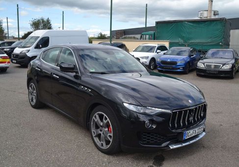 Maserati Levante, 2017