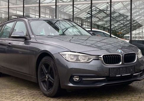 BMW 318, 2019