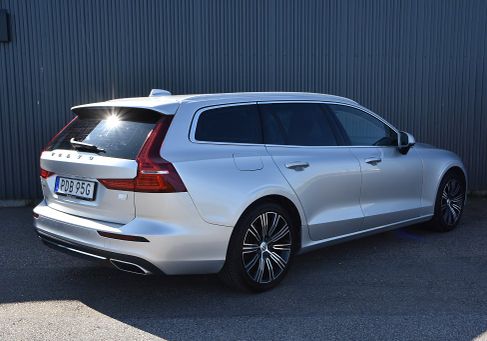 Volvo V60, 2022