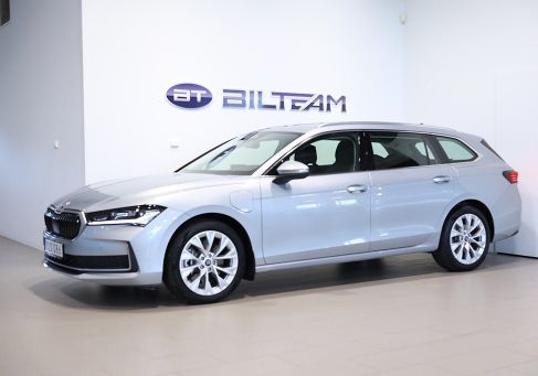 Skoda Superb, 2025