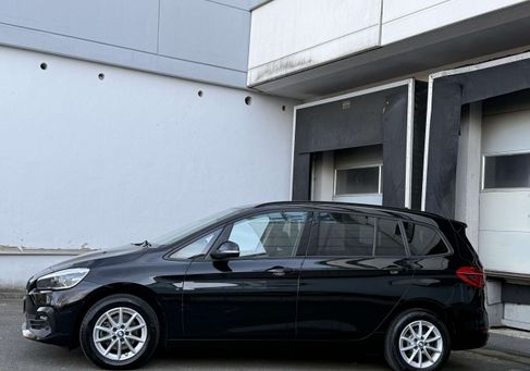 BMW 216, 2020