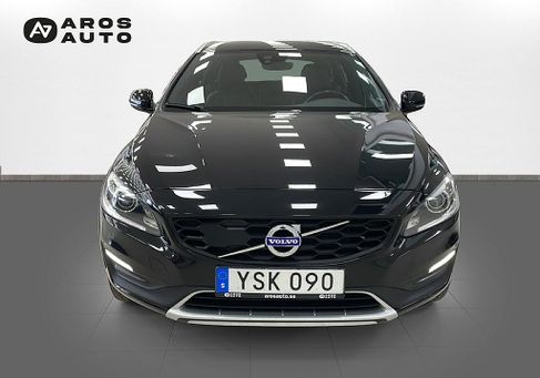 Volvo V60 Cross Country, 2018