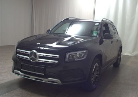 Mercedes-Benz GLB 200, 2023