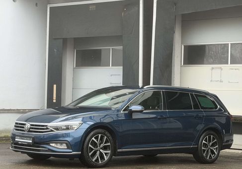 Volkswagen Passat, 2022