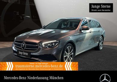 Mercedes-Benz E 300, 2022