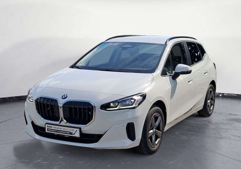 BMW 216, 2024