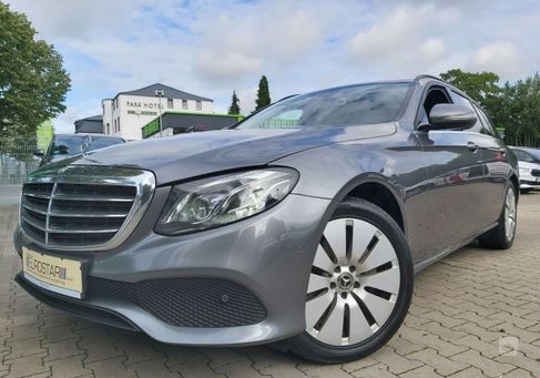 Mercedes-Benz E 350, 2017