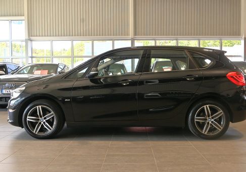 BMW 218 Active Tourer, 2018