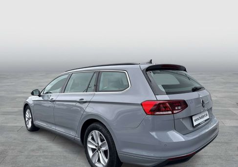Volkswagen Passat Variant, 2023 3