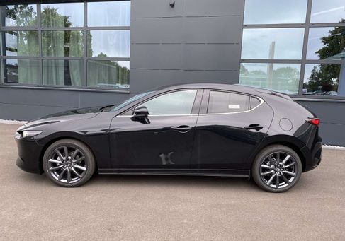 Mazda 3, 2023