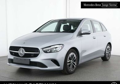 Mercedes-Benz B 180, 2025