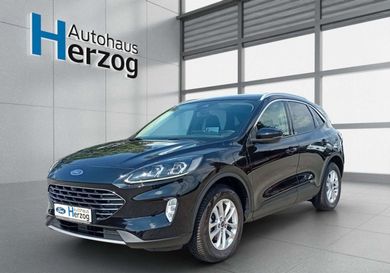 Ford Kuga, 2022