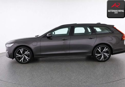 Volvo V90, 2021