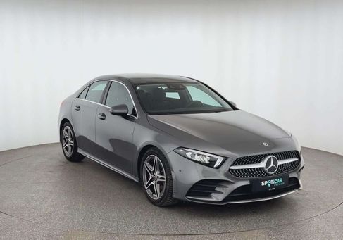 Mercedes-Benz A 200, 2021