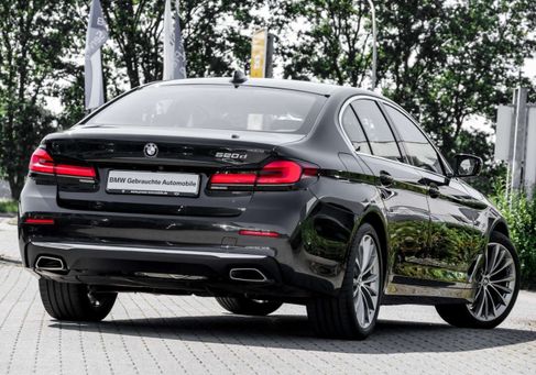 BMW 520, 2022