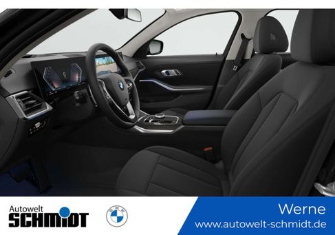 BMW 320, 2023